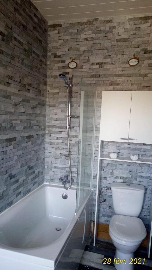Montplaisir Bed & Breakfast Montendre Bagian luar foto