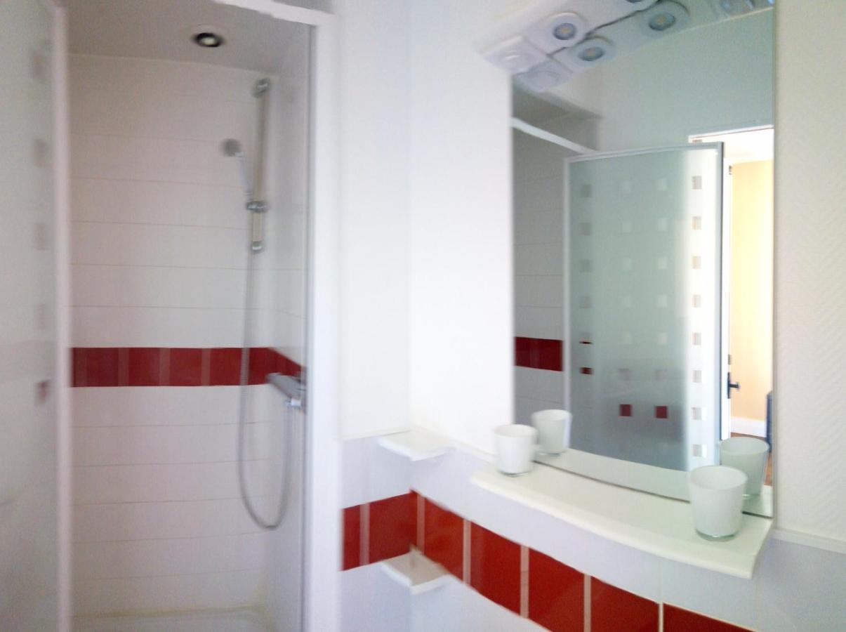 Montplaisir Bed & Breakfast Montendre Bagian luar foto