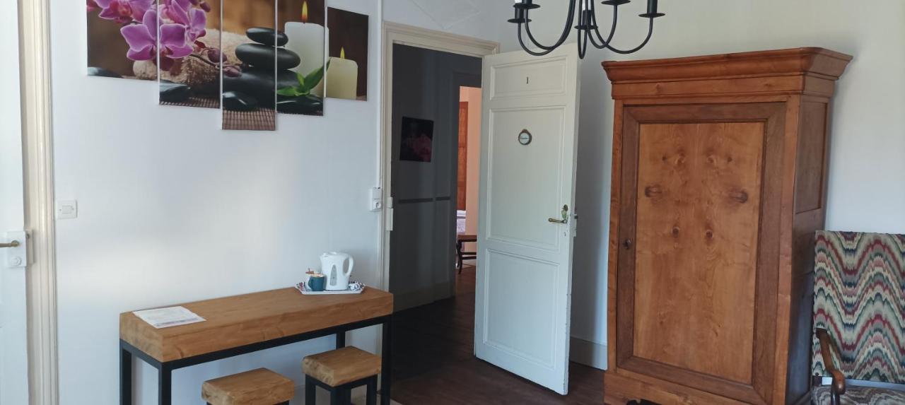 Montplaisir Bed & Breakfast Montendre Bagian luar foto
