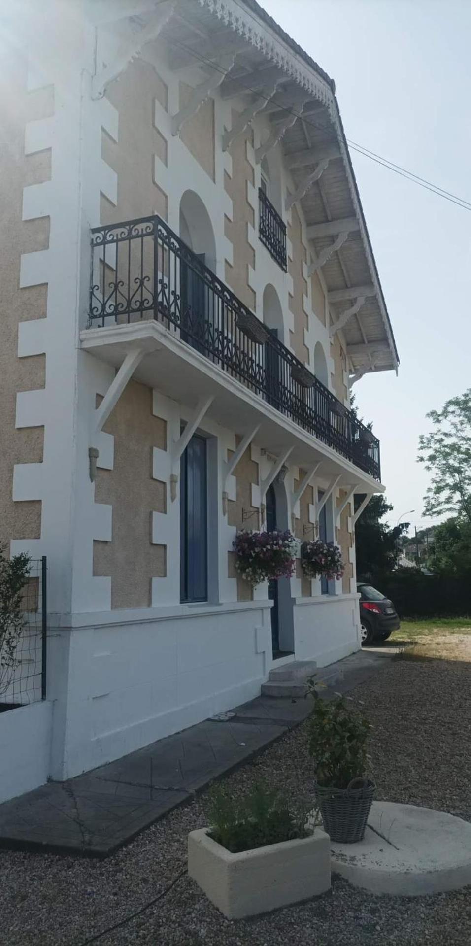 Montplaisir Bed & Breakfast Montendre Bagian luar foto